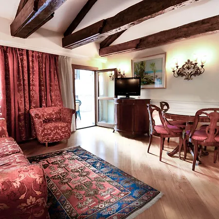 Torre Dell'orologio Signature 4*
