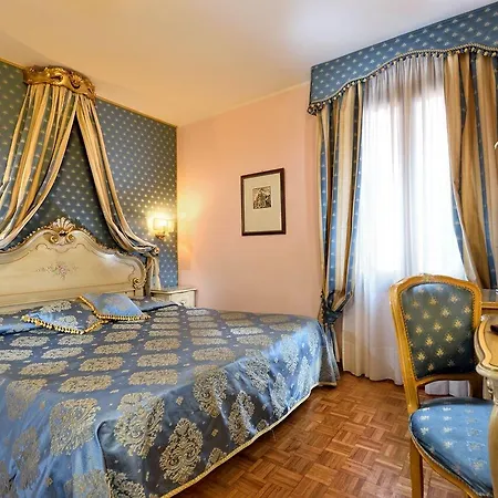 Hotel Torre Dell'orologio