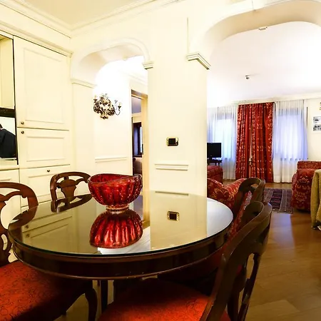 Ξενοδοχείο Torre Dell'orologio 4*