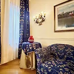 Torre Dell'Orologio Signature Residence Hotel Venedig