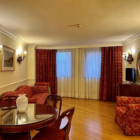 Szálloda Torre Dell'orologio 4*