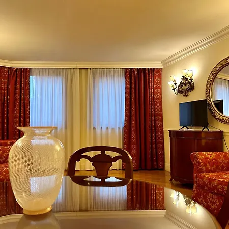 Torre Dell'orologio Szálloda Velence