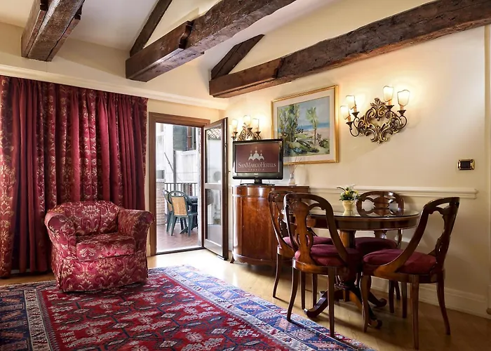 Torre Dell'orologio Szálloda Velence