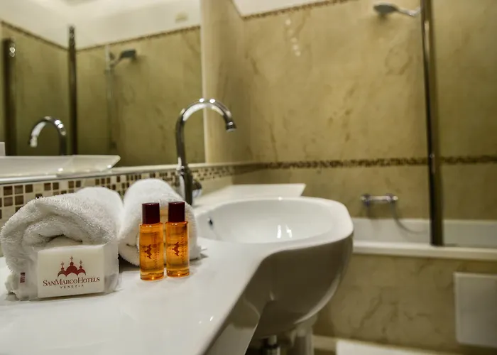 Szálloda Torre Dell'orologio 4*