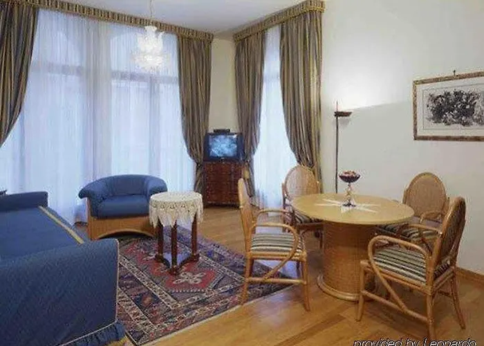 Szálloda Torre Dell'orologio